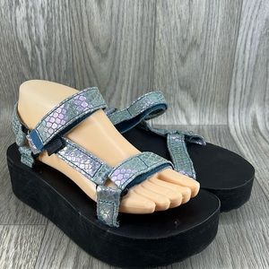 Teva Women's Sandals in Blue and Pink